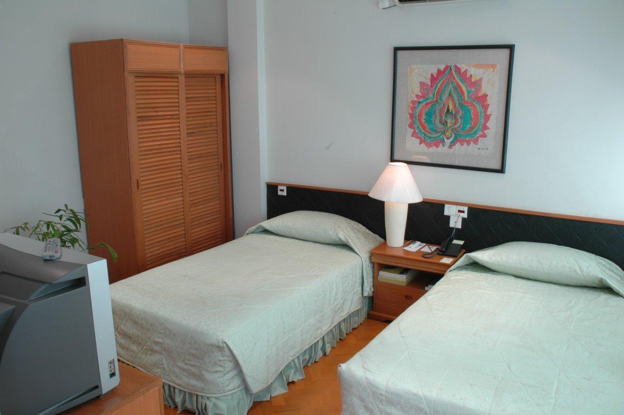 Twin room, Mandalay City Hotel