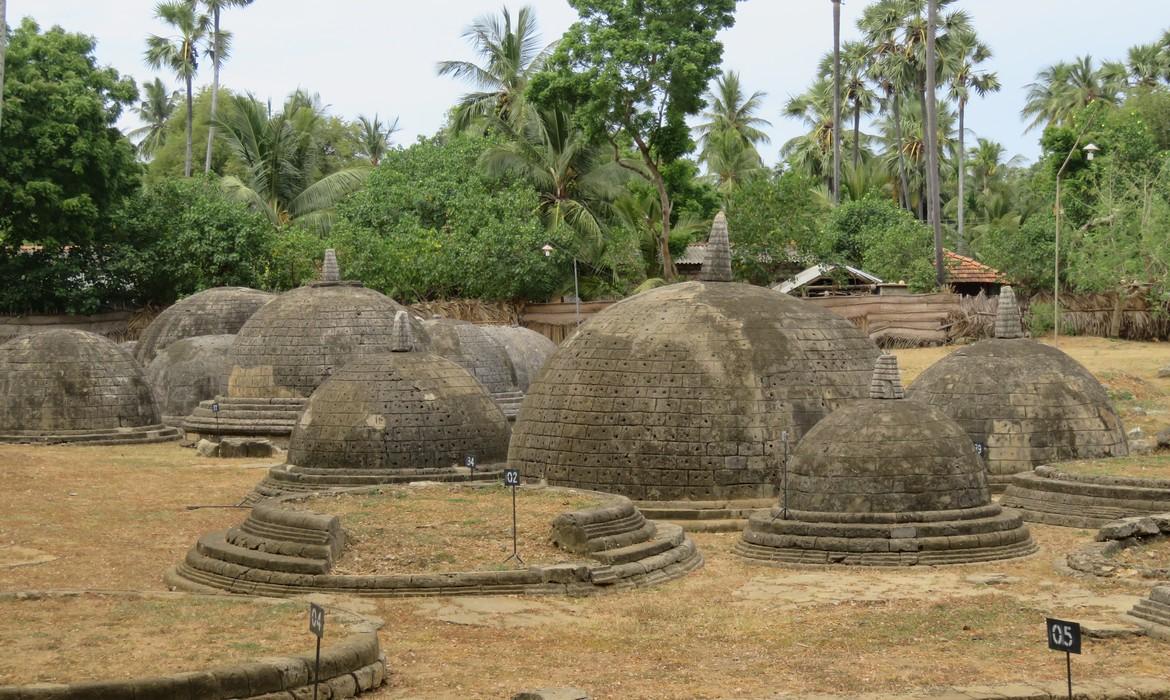 Kadurugoda Stupas, Jaffna Peninsula
