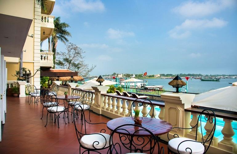 Bassac Restaurant Terrace, Victoria Chau Doc Hotel 