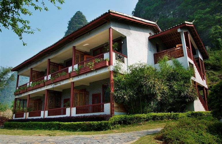 Yangshuo Mountain Retreat