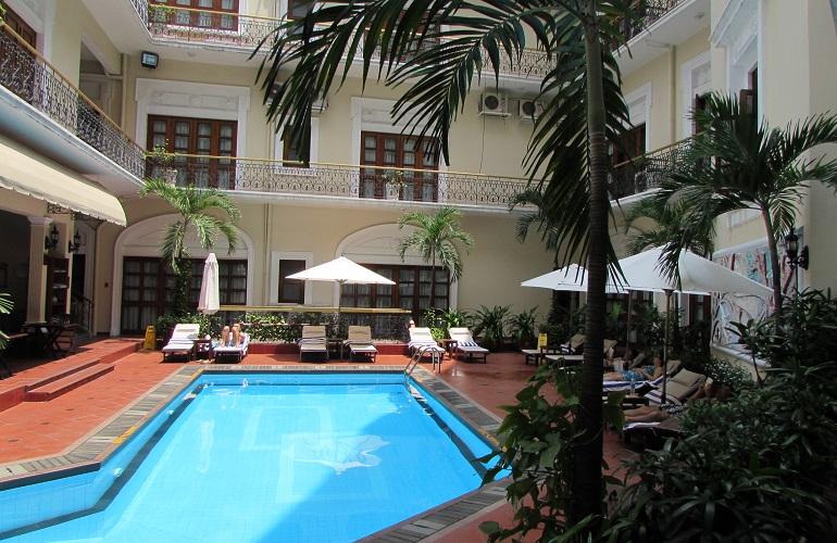 Swimming Pool, Majestic Hotel Saigon