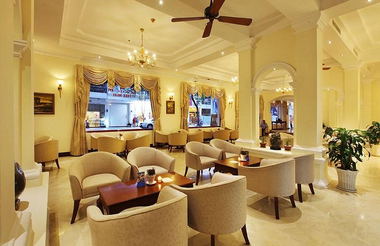 L'Indochine Cafe, Grand Hotel Saigon