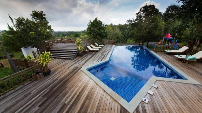 Swimming pool, Mayura Hill Hotel & Resort