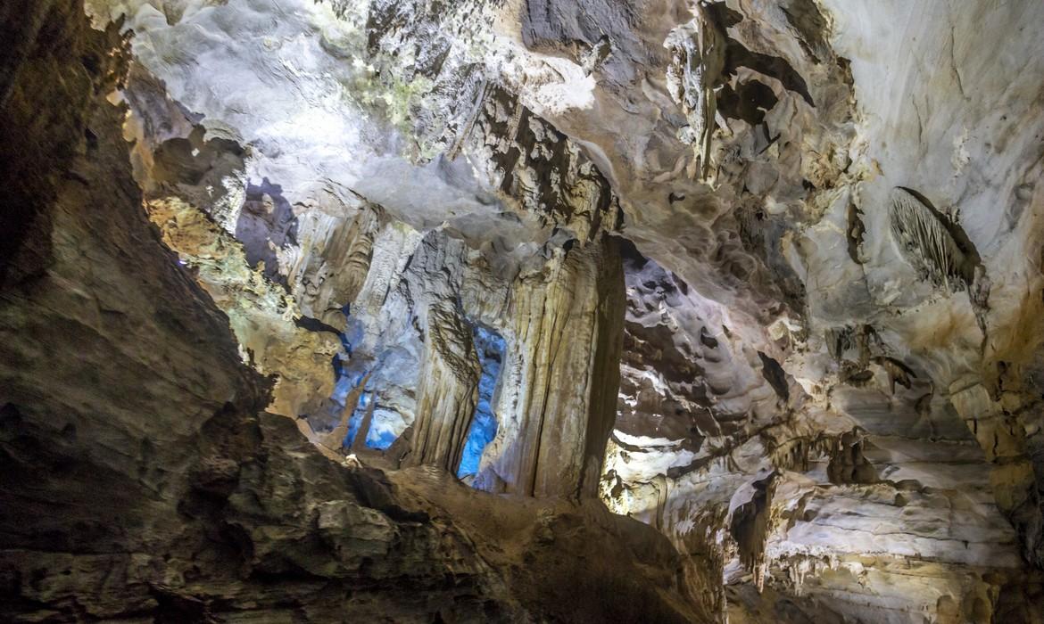 Cave, Phong Nha