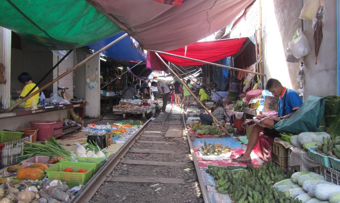 Mae Klong Railway Market, Bangkok