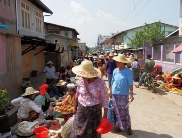 Local marcket, kalaw