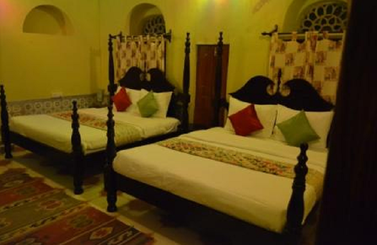 Bedroom, Malji Ka Kamra