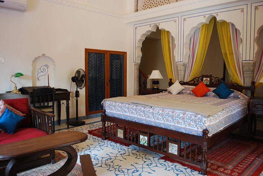 Bedroom, Dera Mandawa
