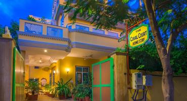 Coral Court Homestay, Agra