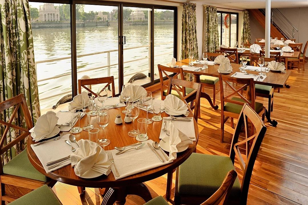 Dining Room, ABN Rajmahal