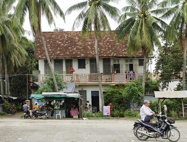 Street scene, Battambang