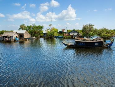 Floating houses, Lake Tonle Sap