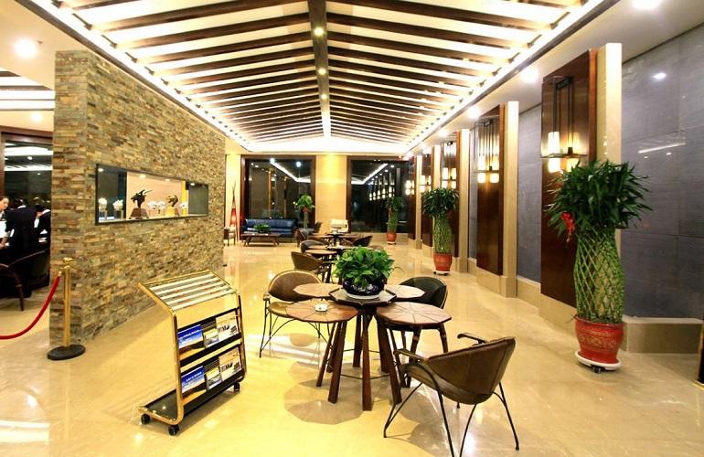 Lobby, Lvzhou Holiday Inn