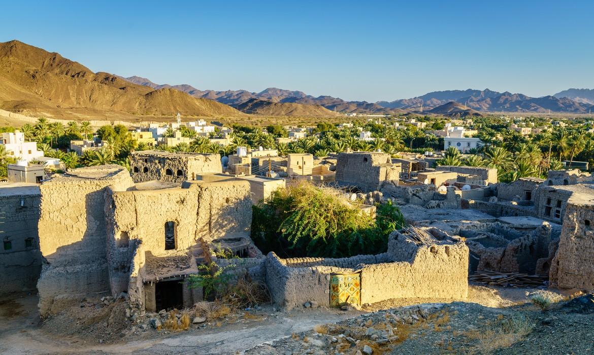 Bahla village with Hajar mountains in the backdrop