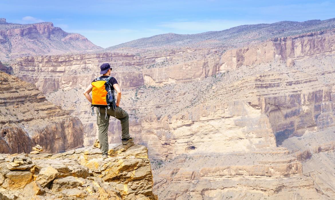 Hiking on Balcony Walk trail, Jebel Shams