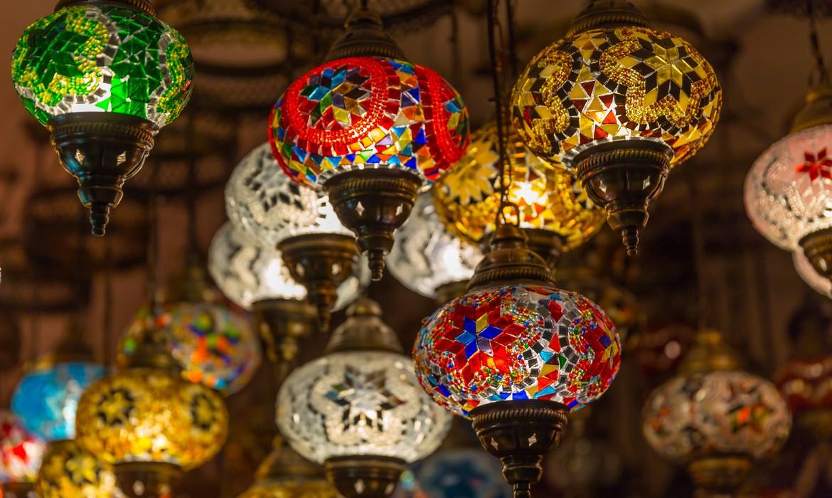 Arabian lamps at souq, Nizwa