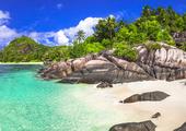 Island hopping-in-the-Seychelles