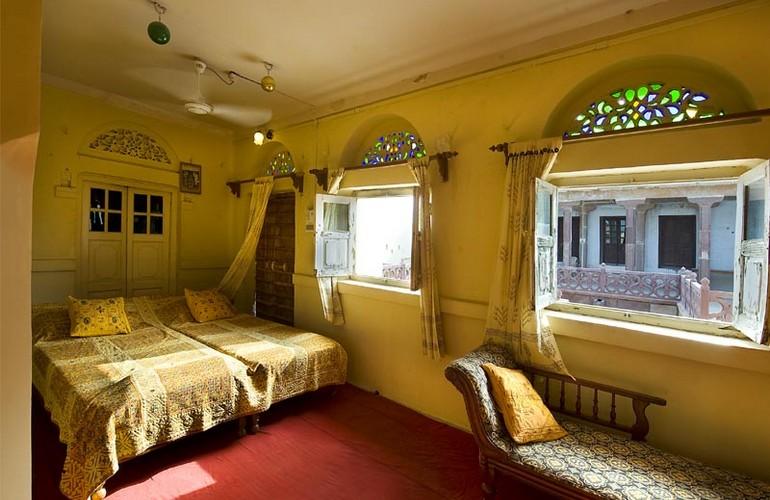 Bedroom, Chandelao Garh