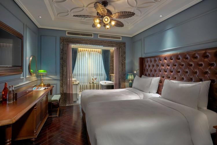 Chic Deluxe Room, Peridot Grand Luxury Boutique Hotel