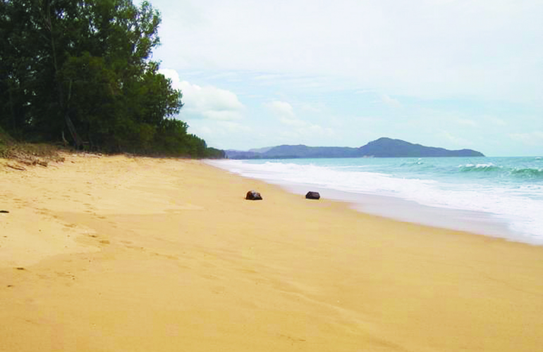 Mai Khao Beach