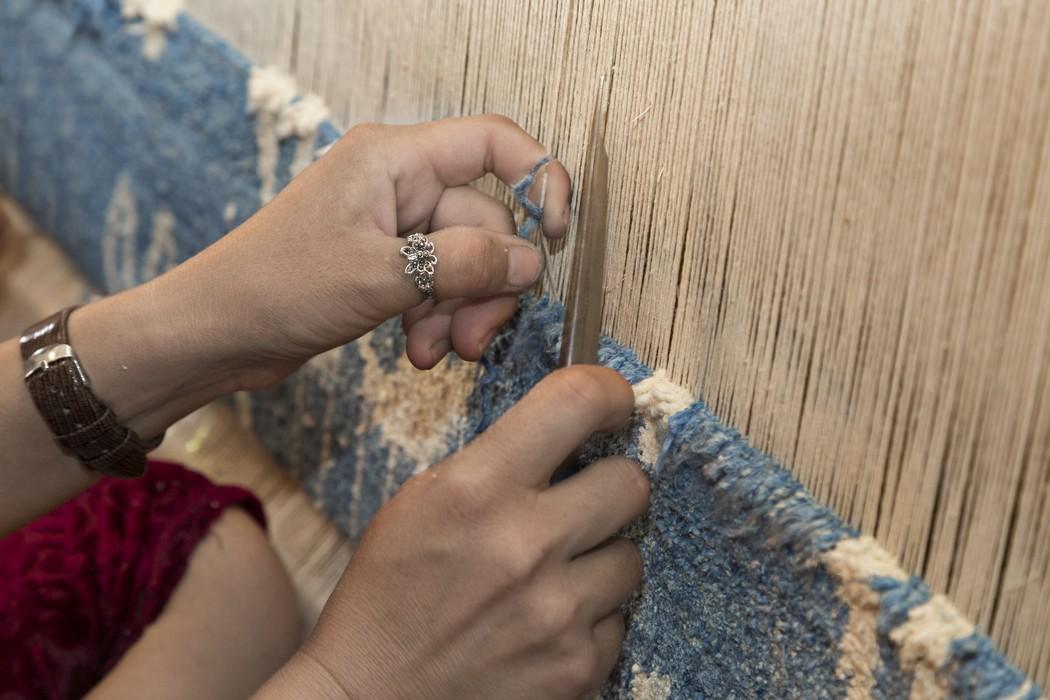 Carpet weaving in Margilan