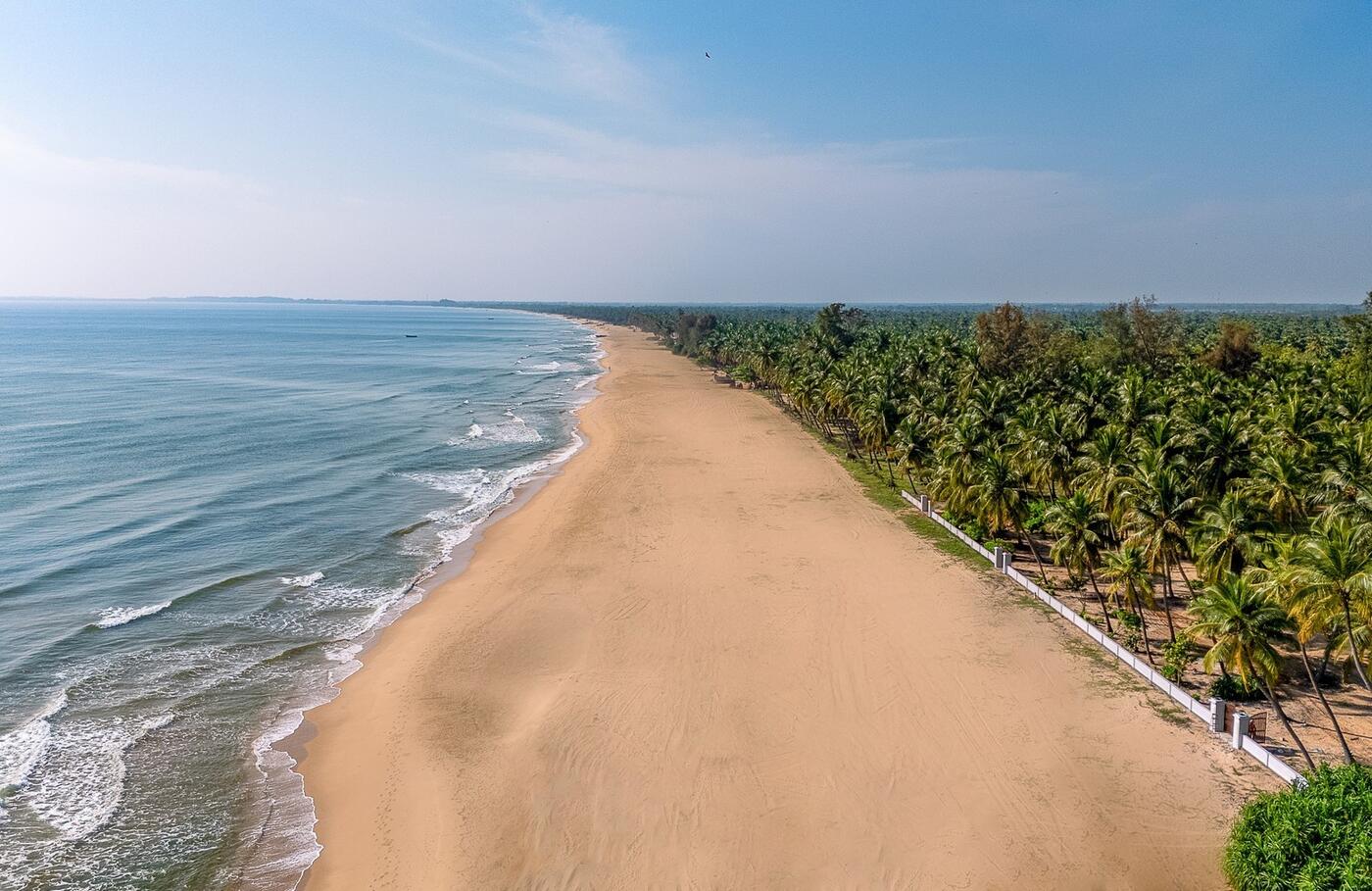Beach, Kalkudah Beach House