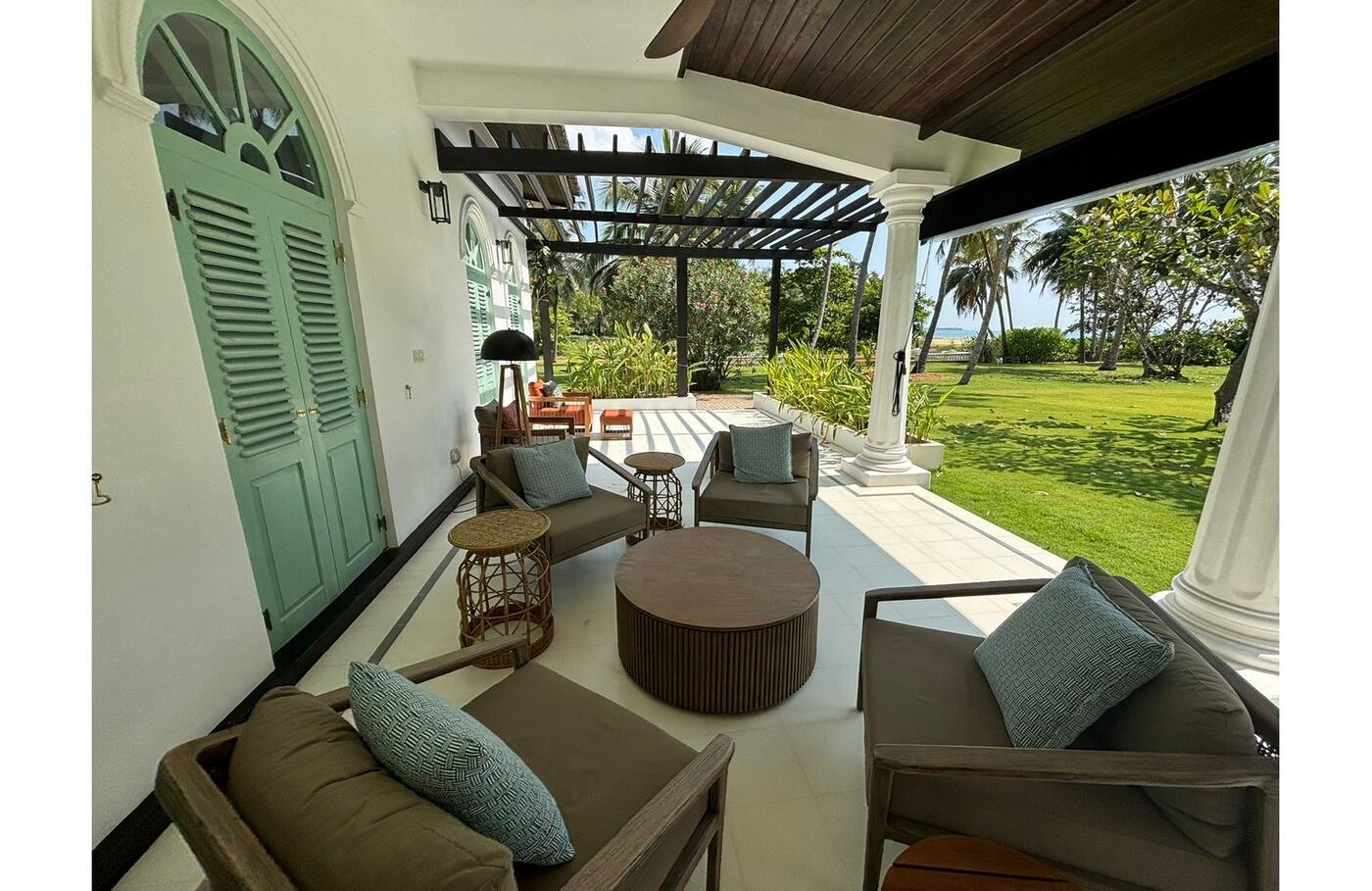 Veranda, Kalkudah Beach House