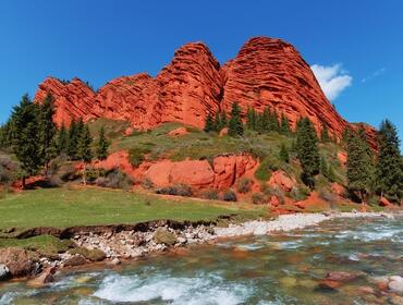 Karakol, Jety Oguz Valley