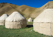 Yurt Camp Tash Rabat