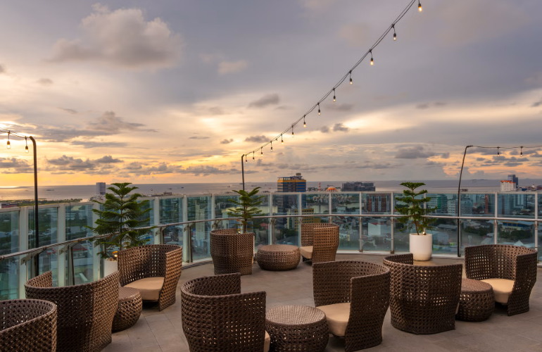 Rooftop Bar