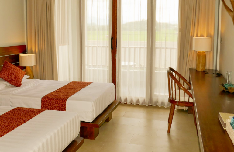 Deluxe rice field view suite