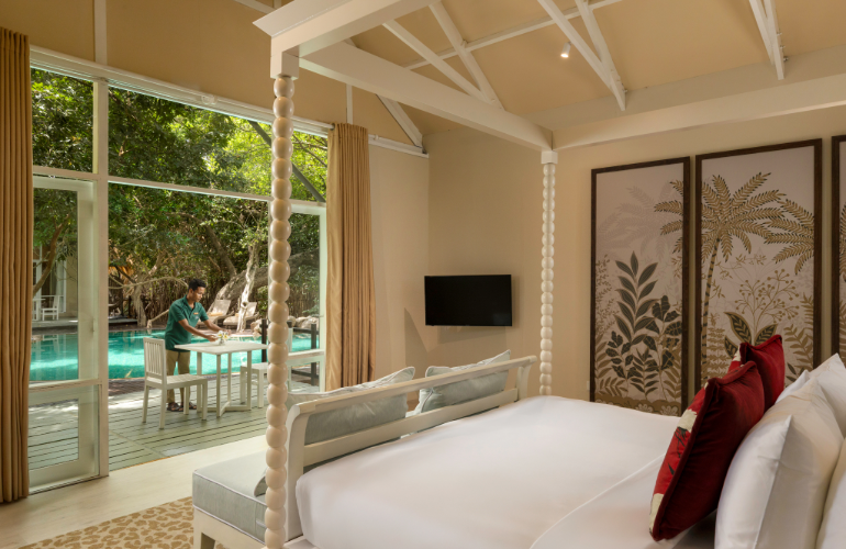 Cluster Jungle Cabin Bedroom, Jungle Beach an Uga Experience